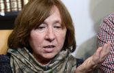Александр Лукашенко поздравил Светлану Алексиевич с присуждением Нобелевской премии