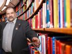 Фантастика! Издавайтесь в сериях книг: «Сергей Лукьяненко представляет автора» и «Международная лаборатория фантастики «РосКон» представляет»