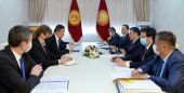 Садыр Жапаров принял министра иностранных дел и торговли Венгрии Петера Сийярто