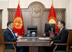 Президент Садыр Жапаров принял генерального секретаря ОТГ Кубанычбека Омуралиева