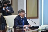 Глава Кабмина Акылбек Жапаров на полях II Ташкентского международного инвестиционного форума встретился с Президентом Узбекистана Шавкатом Мирзиёевым