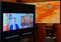 Президент Кыргызстана встретился с руководителем Национального Банка
