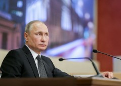 Владимир Путин пообещал привиться от коронавируса