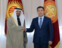 Президент Садыр Жапаров принял руководителя эмиратского фонда
