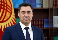 Президент Кыргызстана поздравил с Днем информации и печати