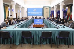 Состоялся брифинг по случаю подписания соглашения по урегулированию разногласий вокруг месторождения Кумтор
