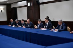 Акылбек Жапаров встретился с Президентом «HS Holdings Co., Ltd.» Ясунари Харада
