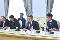 Глава Кабмина Акылбек Жапаров и основатель «Вайлдберриз» Татьяна Бакальчук обсудили перспективы развития электронной коммерции