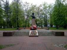 У памятника Жукову в Минске прошел памятный митинг