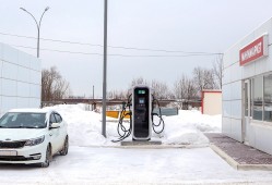 УВЗ запустил в Нижнем Тагиле первую быструю зарядную станцию для электрокаров