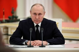 Владимир Путин провел совещание по стратегии развития Военно-Морского флота России