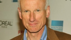 Скончался актер Джеймс Ребхорн, снимавшийся в телесериале "Чужой среди своих"
